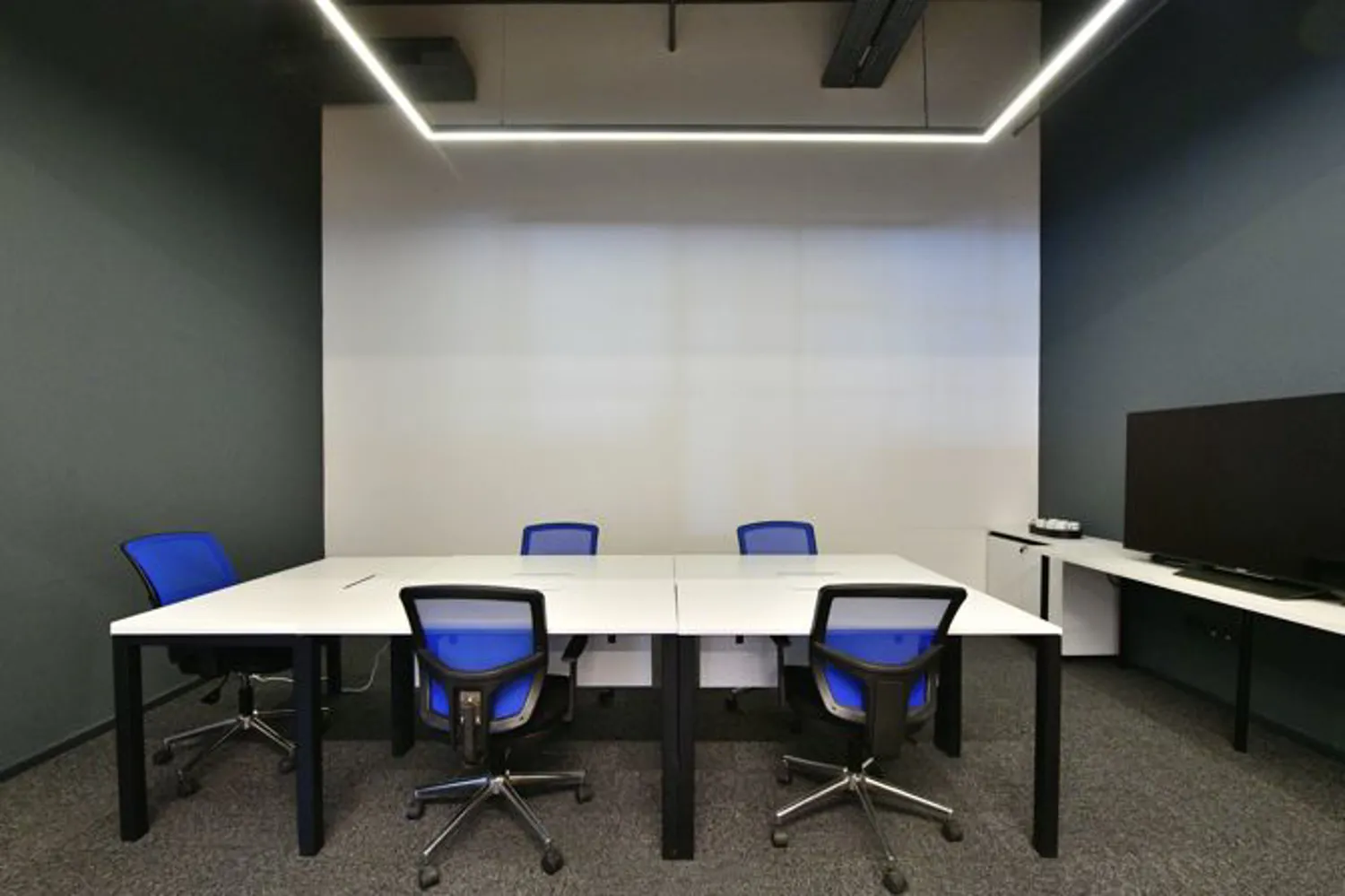 Meeting Rooms